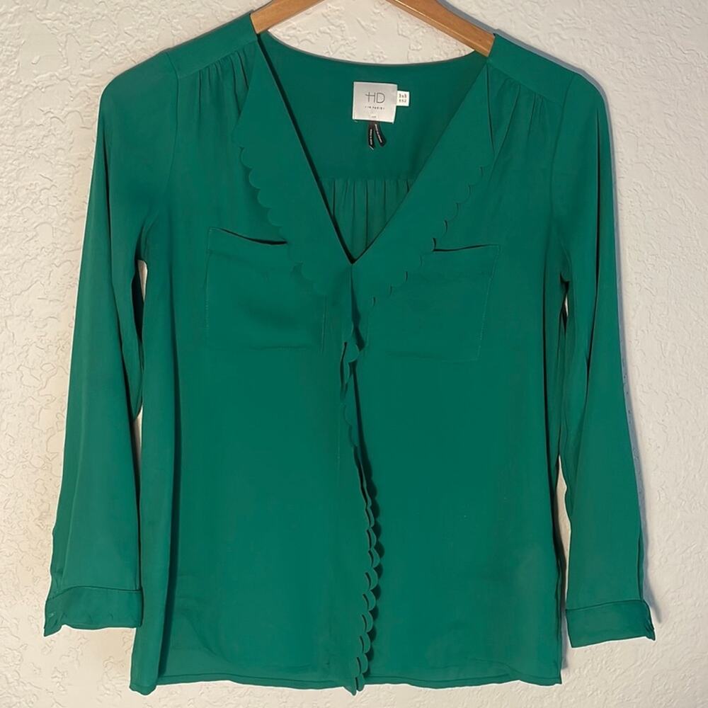 Anthropologie HD in Paris Kelly Green Silky Scalloped Blouse Top Preppy Office